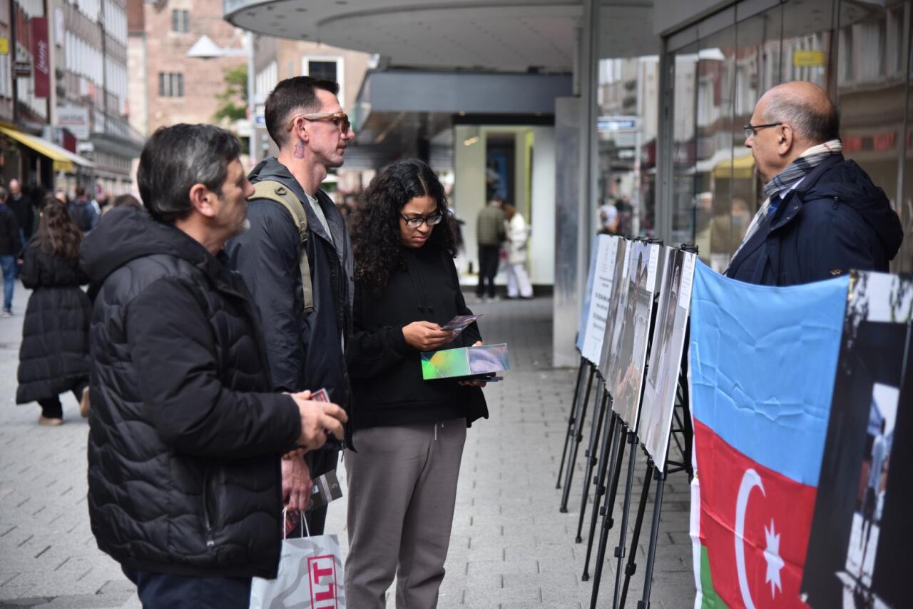 Azərbaycanın mina qurbanlarının “danışan fotolar”ı Nürnberqdən dünyaya ədalət çağırışı edib