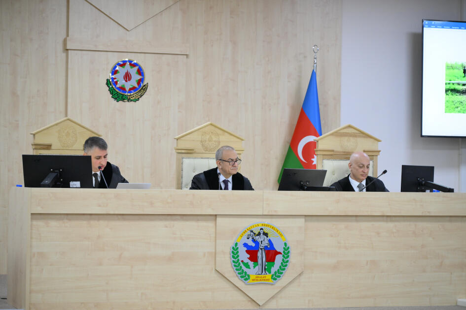 Ermənistan silahlı qüvvələrinin Aprel döyüşləri zamanı beynəlxalq humanitar hüquq normalarını pozaraq mülki şəxsləri və mülki obyektləri atəşə tutması ilə bağlı sənədlər məhkəmədə tədqiq olunub
