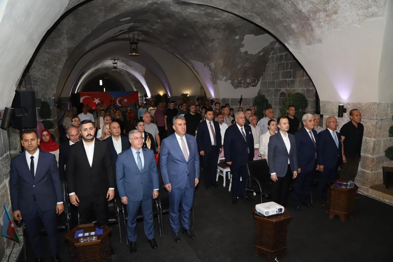 Hatayda “Zəfərə gedən yol” adlı anım mərasimi keçirilib