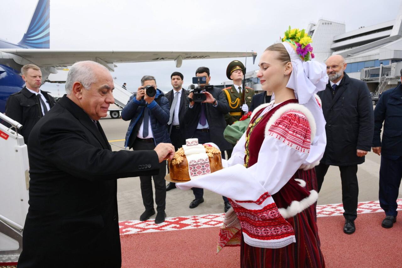 Али Асадов прибыл в Минск