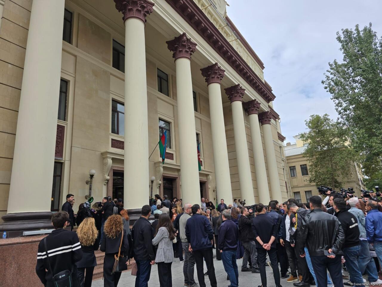 В Баку проходит церемония прощания с Джабиром Имановым