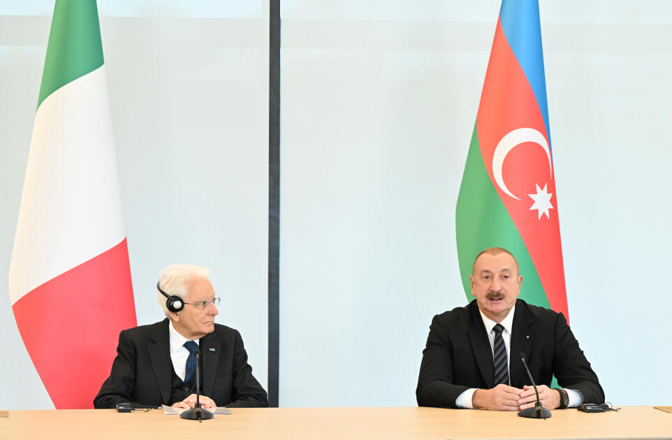 Prezident İlham Əliyev, Birinci xanım Mehriban Əliyeva və Prezident Sercio Mattarella Bakıda İtaliya-Azərbaycan Universitetinin ilk tədris korpuslarının açılışını ediblər