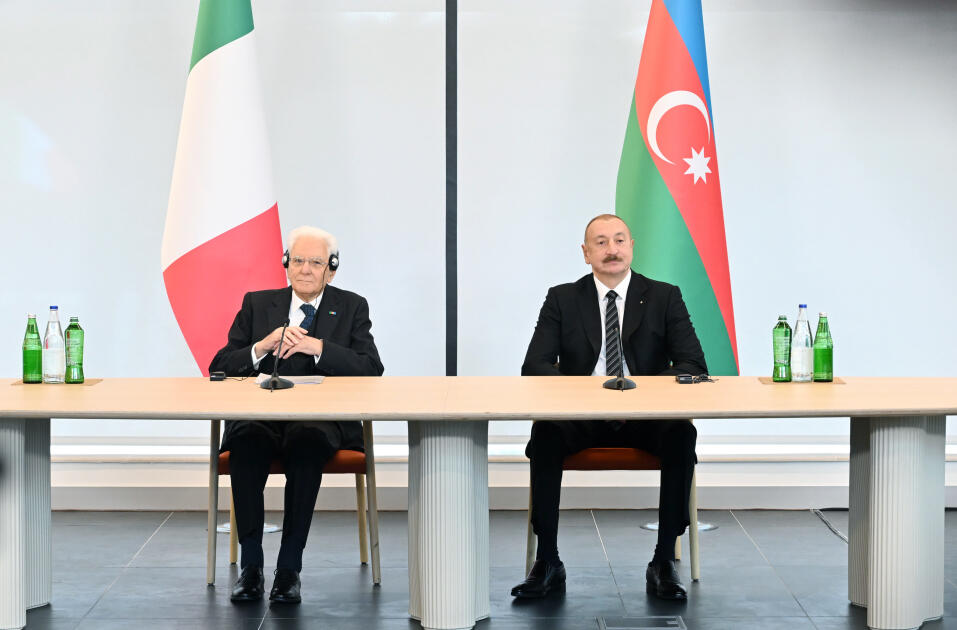 Prezident İlham Əliyev, Birinci xanım Mehriban Əliyeva və Prezident Sercio Mattarella Bakıda İtaliya-Azərbaycan Universitetinin ilk tədris korpuslarının açılışını ediblər