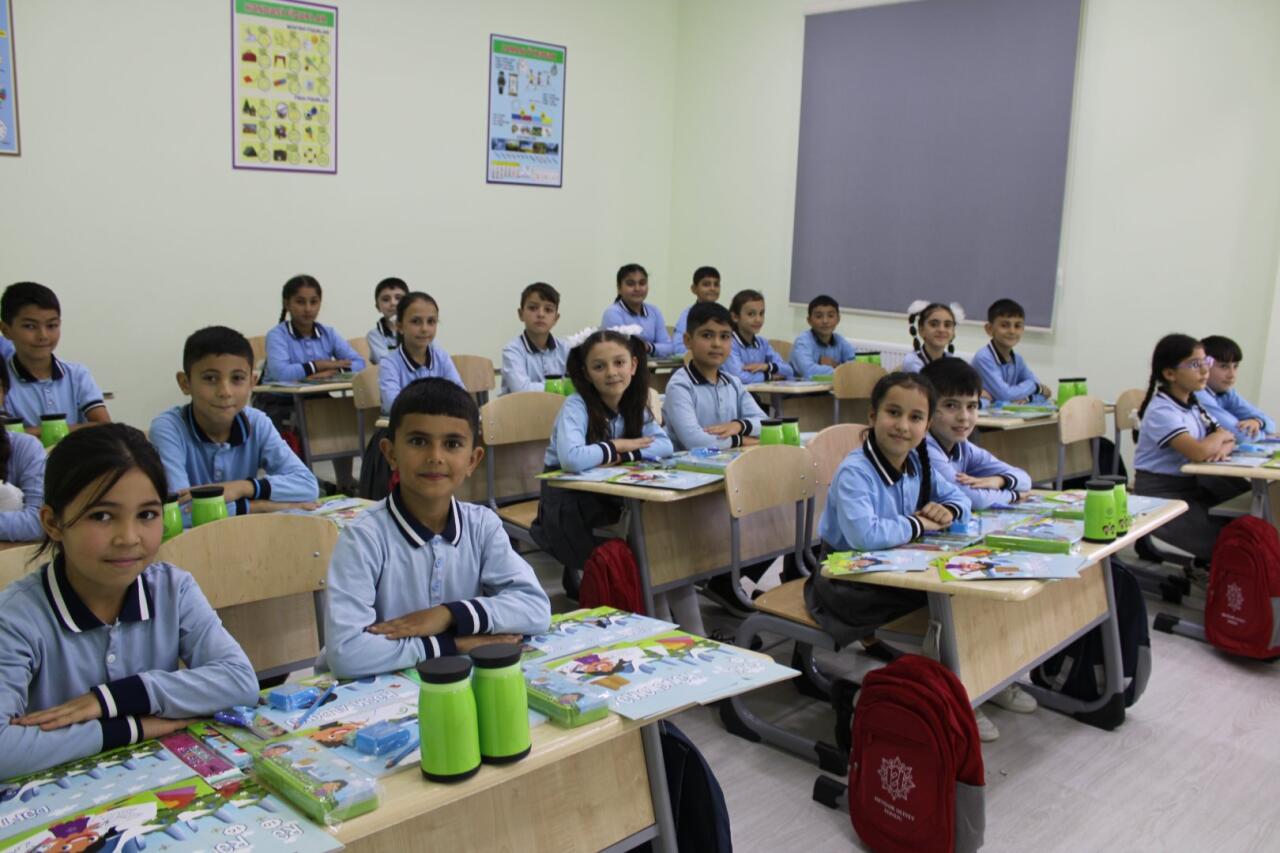 Heydər Əliyev Fondu tərəfindən Samuxda inşa olunan yeni məktəb binası istifadəyə verilib