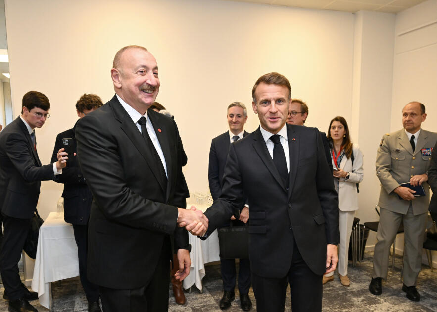 Prezident İlham Əliyevin Kopenhagendə Fransa Prezidenti ilə görüşü olub
