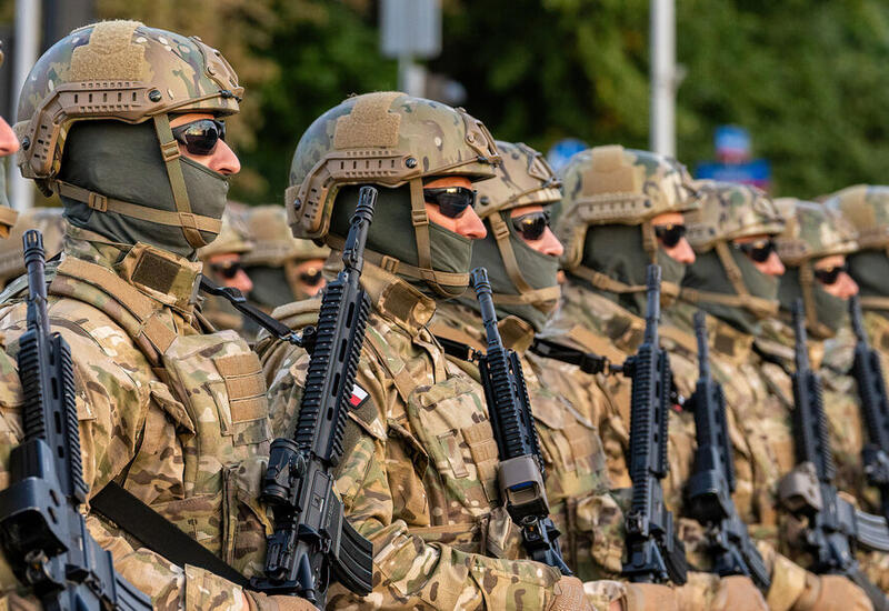 Польша направила свои войска на границы с двумя европейскими государствами