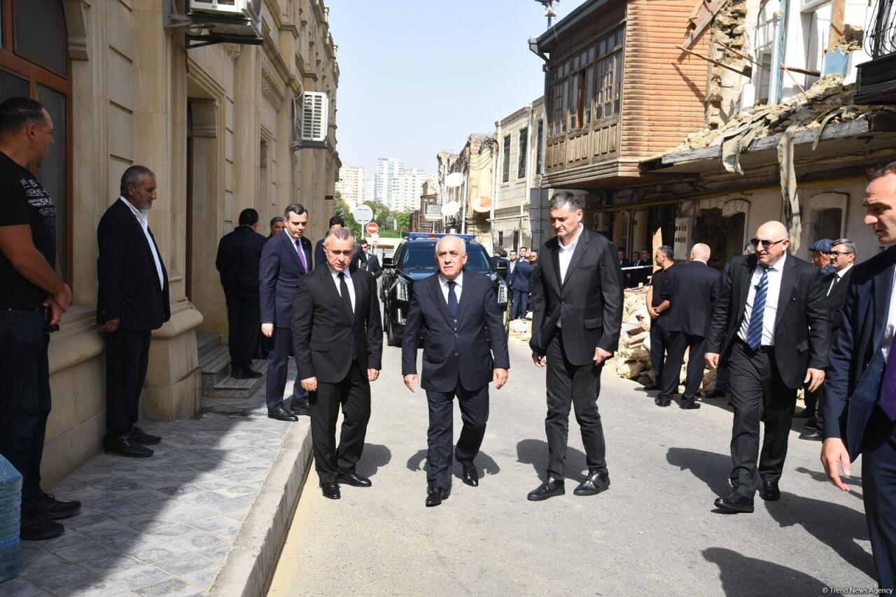 Oqtay Şirəliyevlə vida mərasimi keçirilib