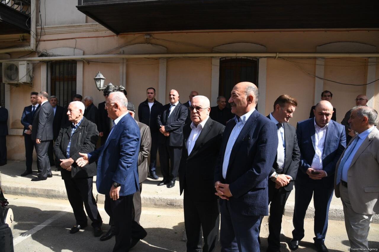 Oqtay Şirəliyevlə vida mərasimi keçirilib