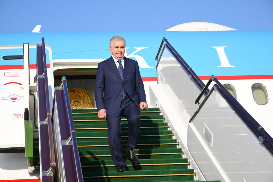 Президент Узбекистана Шавкат Мирзиёев находится с визитом в Азербайджане