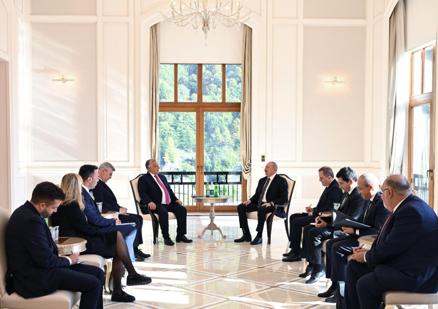 Prezident İlham Əliyev Qəbələdə Macarıstanın Baş naziri ilə görüşüb