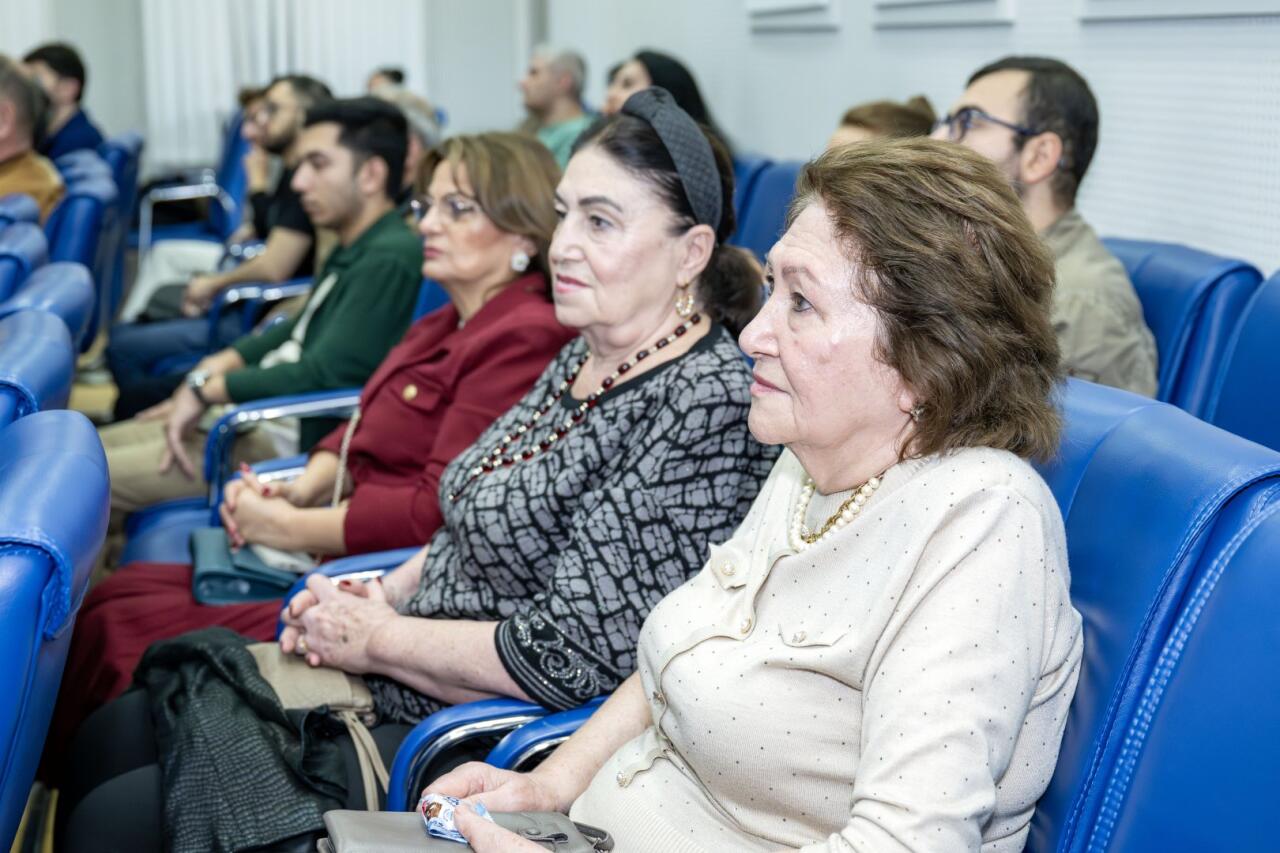 В Баку отметили 165 лет со дня рождения Мирзы Мухаммеда Заманбейли
