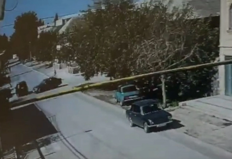 Gəncədə avtomobil 3 piyadanı vurdu