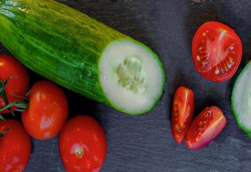 Pomidoru xiyarla birlikdə yeməyin!