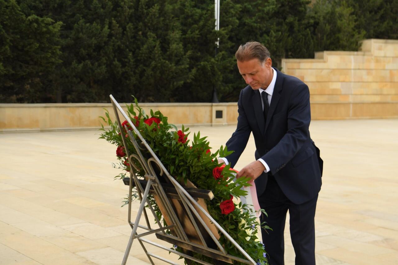 Xorvatiya Parlamentinin sədri Fəxri xiyabanı və Şəhidlər xiyabanını ziyarət edib