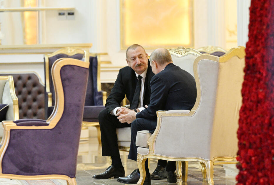 В Душанбе состоялась встреча Президента Ильхама Алиева с Президентом России Владимиром Путиным в формате один на один