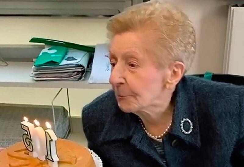 105-летняя женщина отметила день рождения на работе