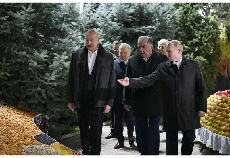 Президент Ильхам Алиев принял участие в неформальном ужине глав государств СНГ в Душанбе