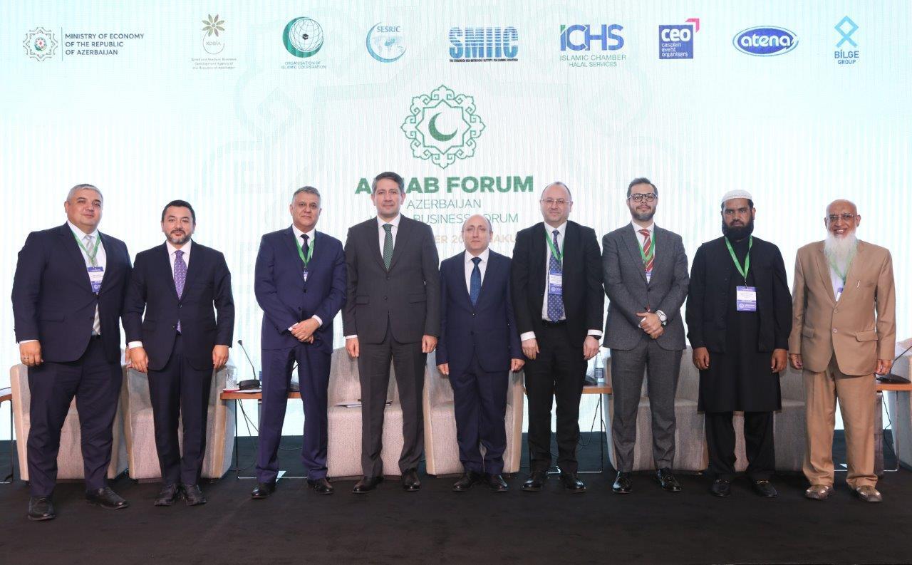 В рамках форума AZHAB прошли панельные дискуссии