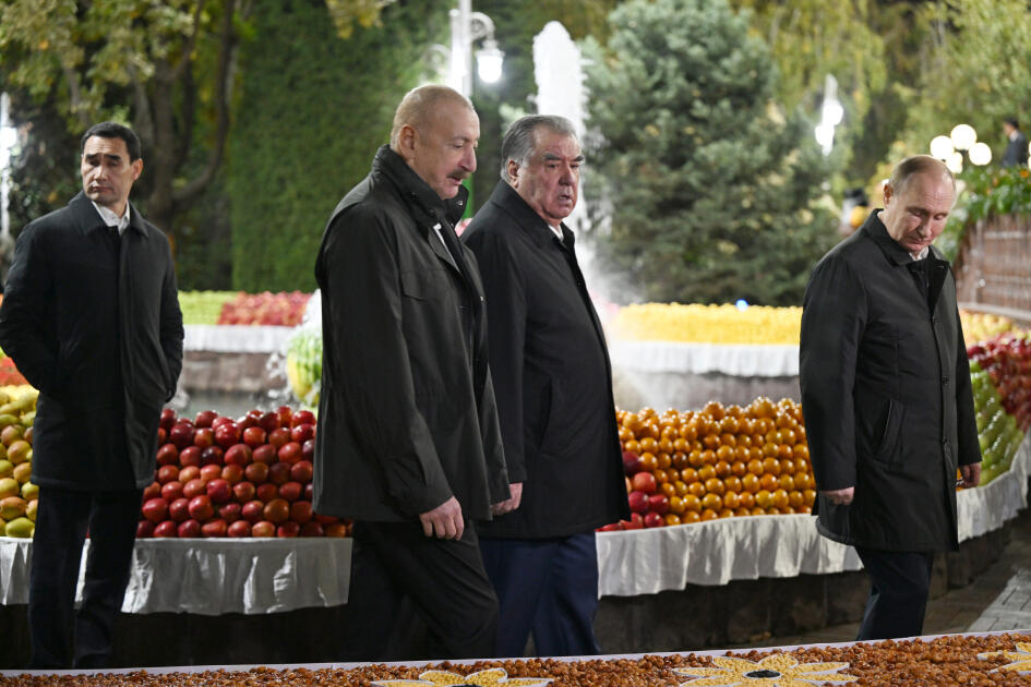 Prezident İlham Əliyev Düşənbədə MDB dövlət başçılarının qeyri-rəsmi şam yeməyində iştirak edib