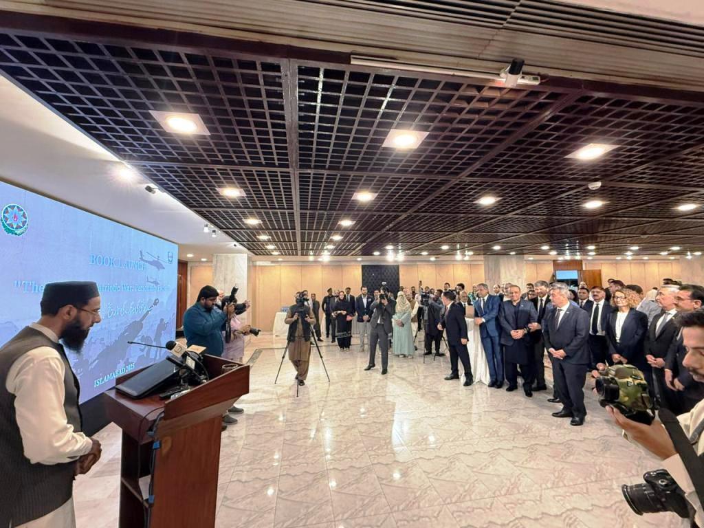 Pakistan Milli Assambleyasında “Vətən müharibəsi tarixi. Şəxsiyyət faktoru” kitabının urdu dilində təqdimatı keçirilib