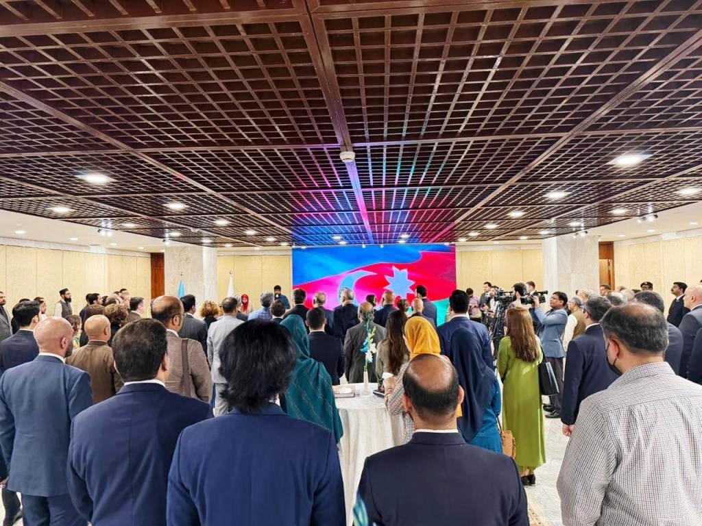 Pakistan Milli Assambleyasında “Vətən müharibəsi tarixi. Şəxsiyyət faktoru” kitabının urdu dilində təqdimatı keçirilib