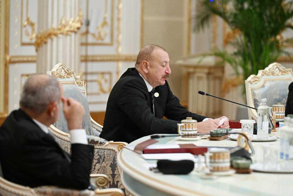 Президент Ильхам Алиев выступил на заседании Совета глав государств СНГ в узком составе в Душанбе