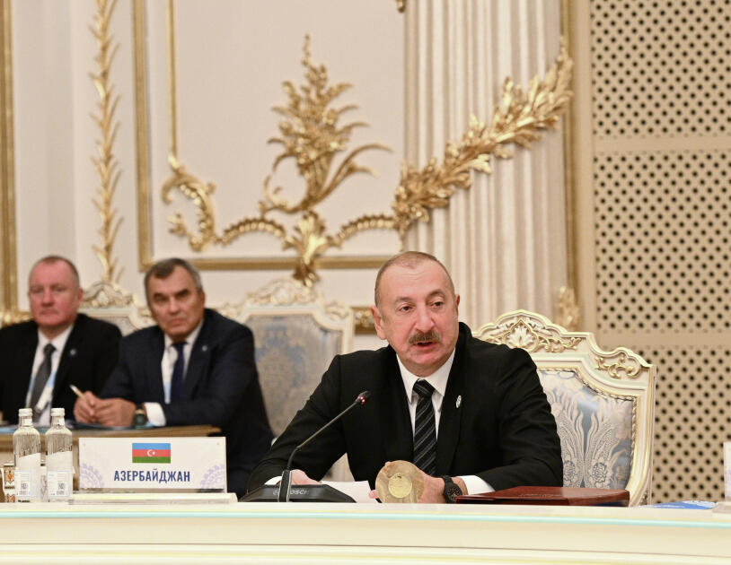 Президент Ильхам Алиев выступил на заседании Совета глав государств СНГ в узком составе в Душанбе