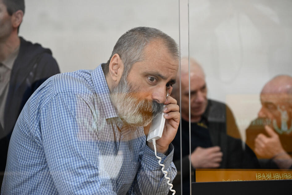 Ermənistan silahlı qüvvələrinin azərbaycanlı əsirlərə işgəncə verməsi ilə bağlı sübutlar məhkəmədə nümayiş etdirilib