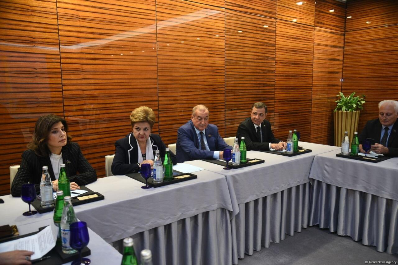 Посольство Туркменистана провело брифинг о строительстве мечети в Физули