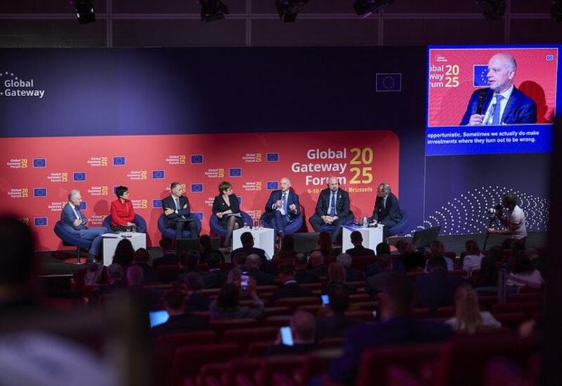 Азербайджан обсудил ключевые инфраструктурные проекты на Global Gateway 2025
