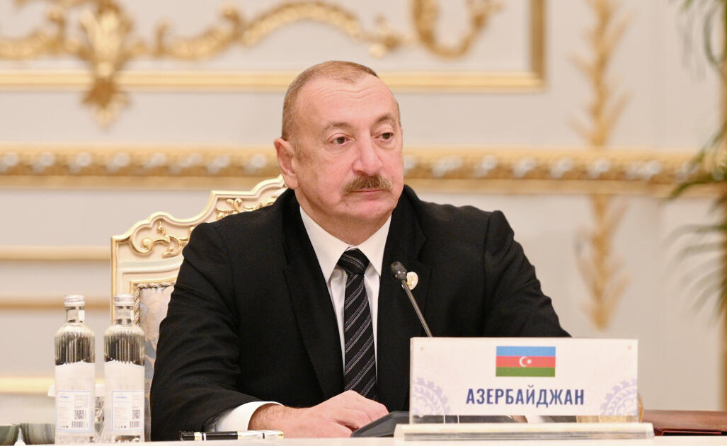 Президент Ильхам Алиев выступил на заседании Совета глав государств СНГ в узком составе в Душанбе