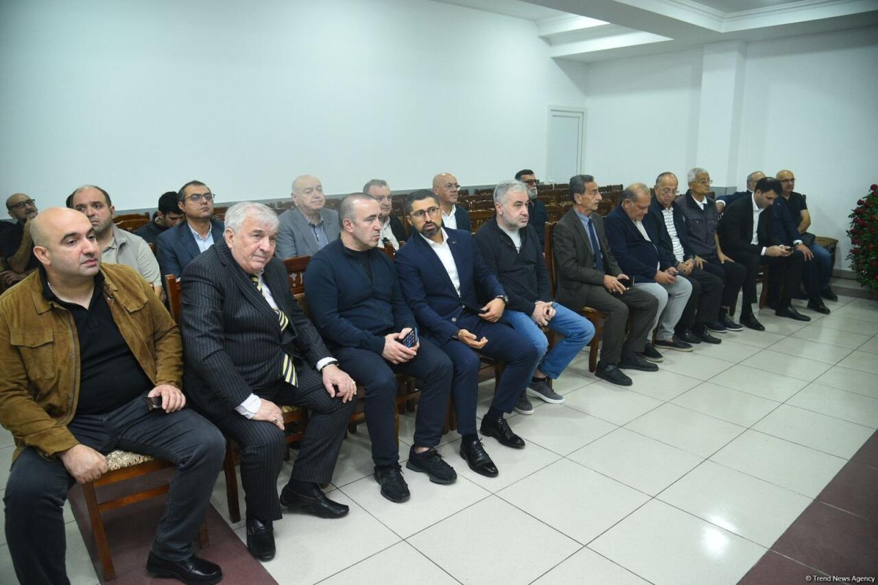 Церемония прощания с народной артисткой Азербайджана Аминой Юсифгызы