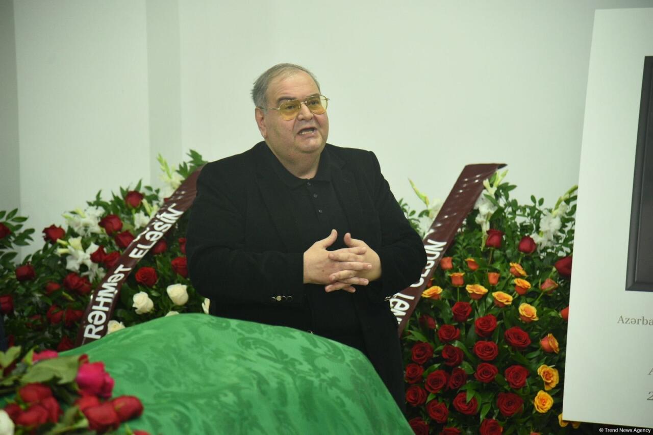 Церемония прощания с народной артисткой Азербайджана Аминой Юсифгызы