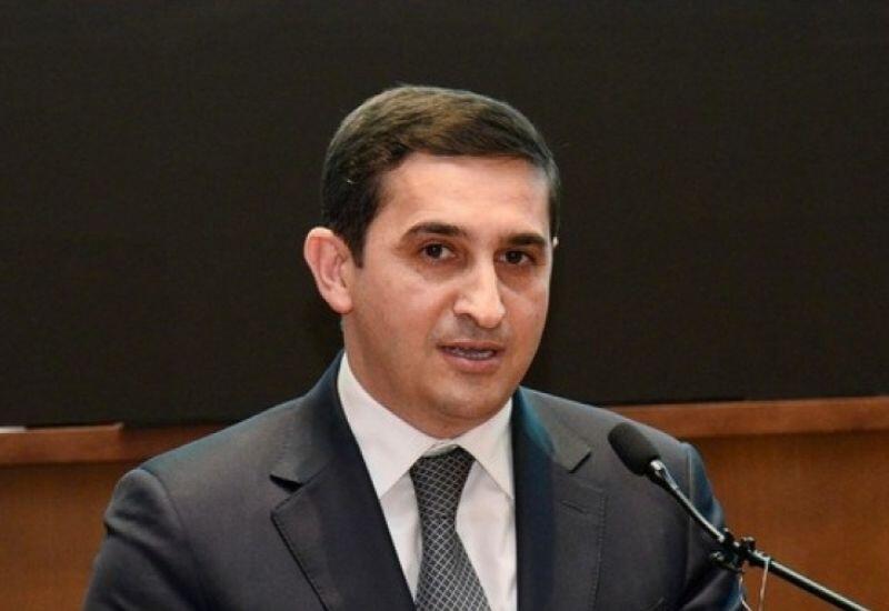 Hakimiyyət idarəçiliyinin bütün qolları bir birinə dəstək verməlidir