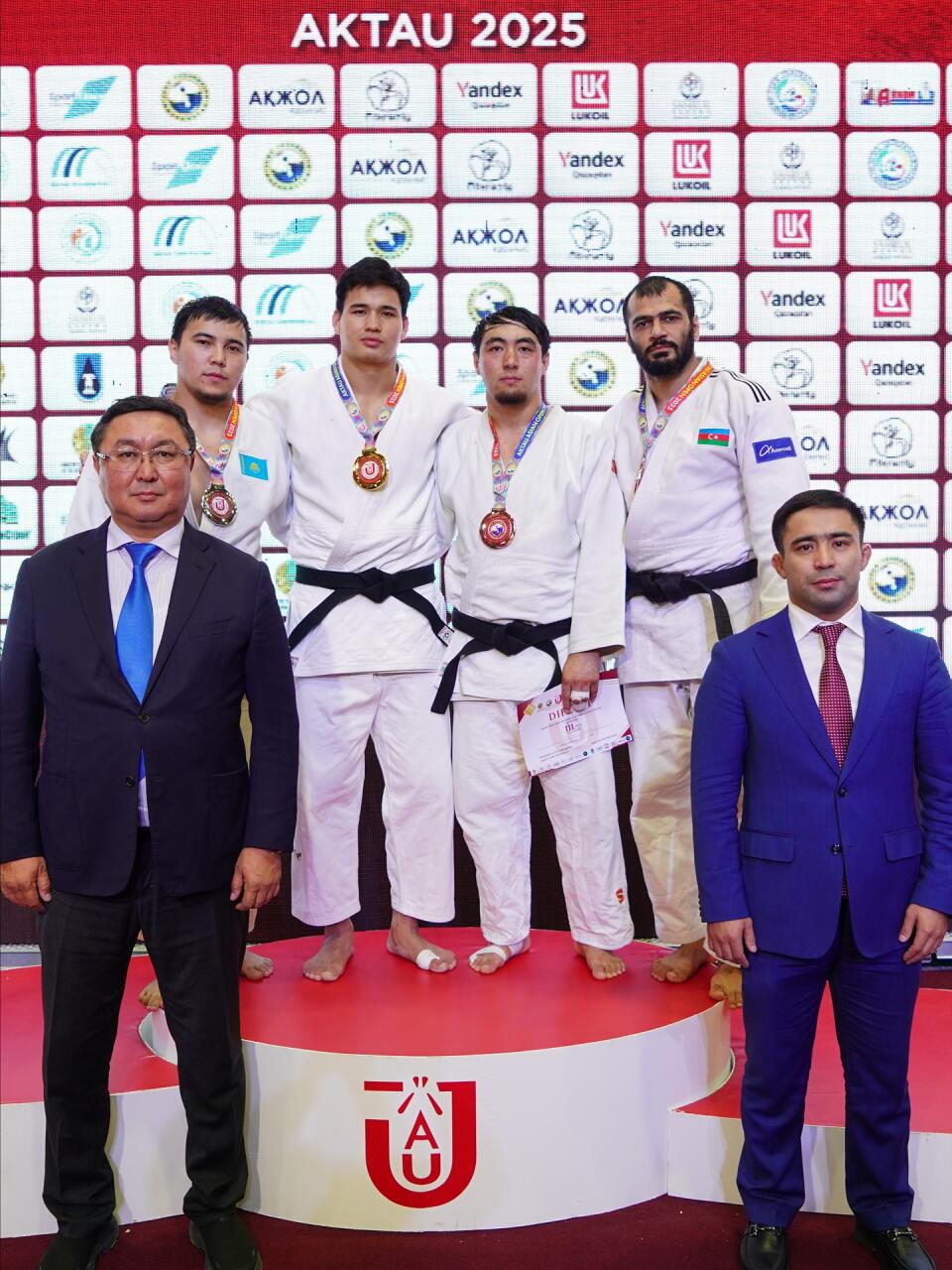 Azərbaycan cüdoçuları beynəlxalq turnirdə 10 medal qazanıblar