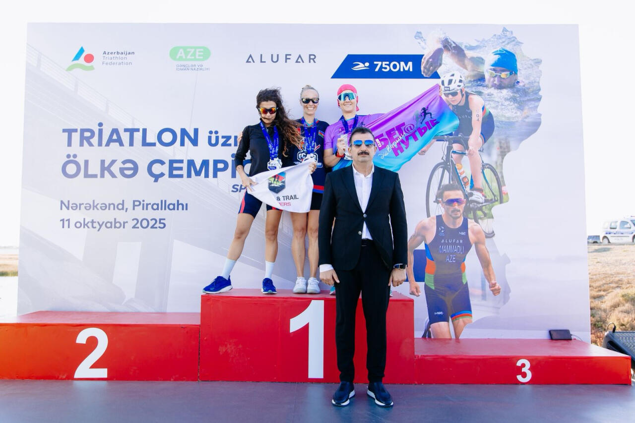 Pirallahıda triatlon üzrə ölkə çempionatı keçirilib