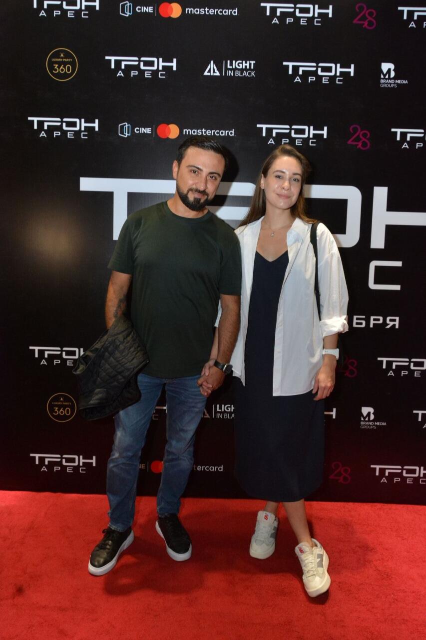 В Баку зажглась цифровая Вселенная в формате ScreenX и c виртуальной реальностью
