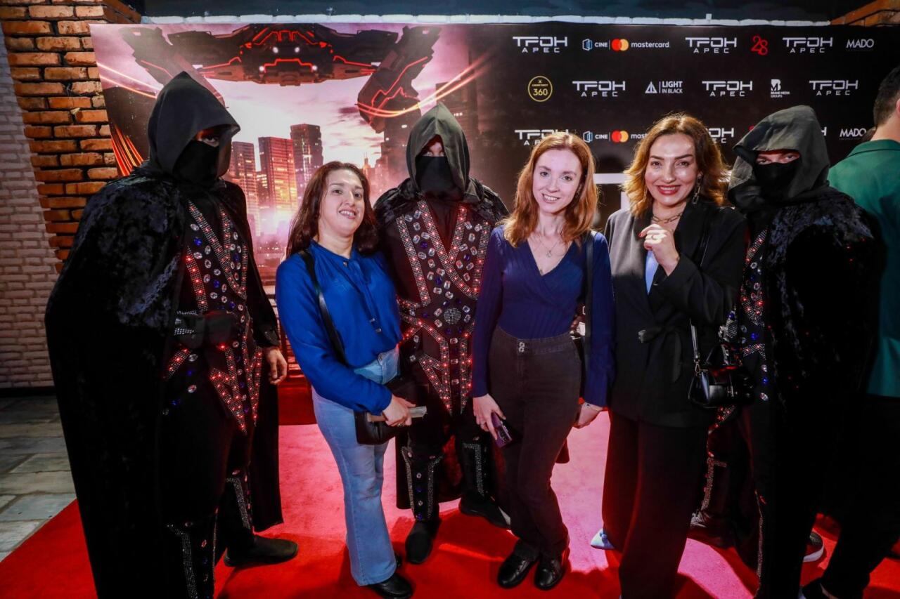 В Баку зажглась цифровая Вселенная в формате ScreenX и c виртуальной реальностью