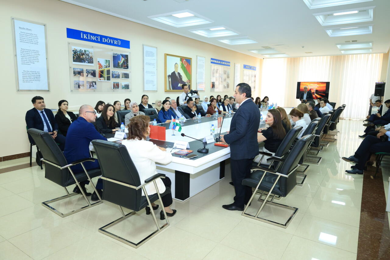 Daşkənddə Mahirə Nağıqızının özbək dilində çap olunan şeirlər toplusunun təqdimatı olub