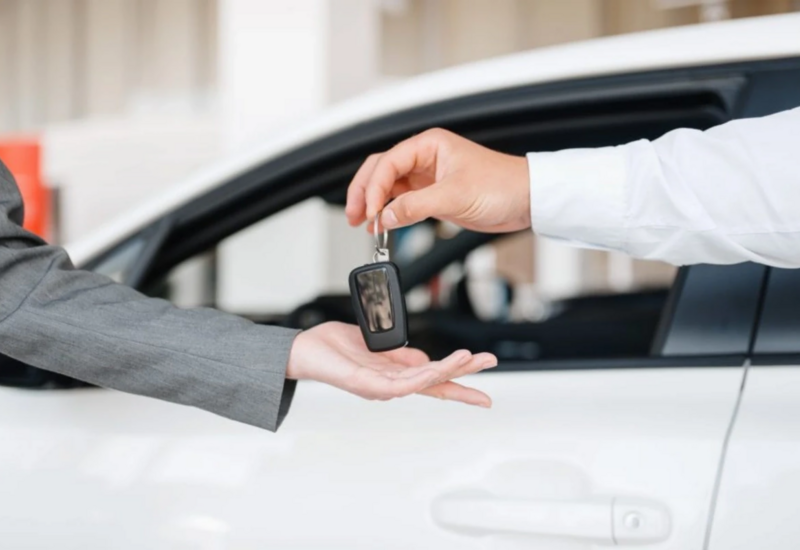 Azərbaycanda bu şəxslər dövlətdən pulsuz avtomobil ala bilər