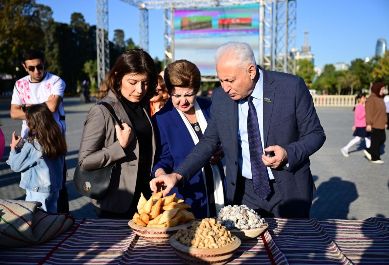 В Баку представили кулинарное и музыкальное наследие Туркменистана:
