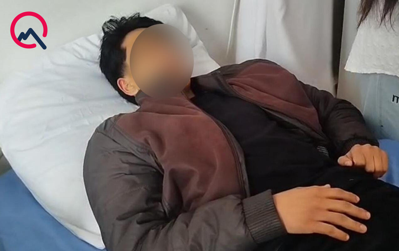 Məktəbli dərsdə sinif yoldaşının valideyni tərəfindən döyüldü