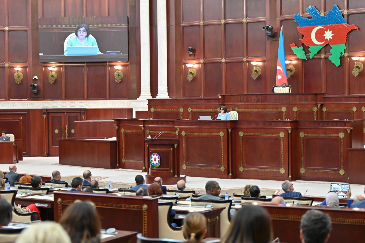 Председатель Милли Меджлиса встретилась с участниками 67-го ежегодного заседания Международной ассоциации судей