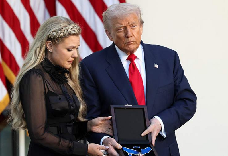 Трамп посмертно наградил Кирка