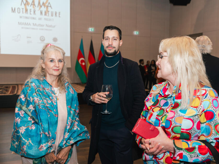 Leyla Əliyeva və Arzu Əliyeva Berlində MAMA “Ana təbiət” sərgisinin açılışında iştirak ediblər