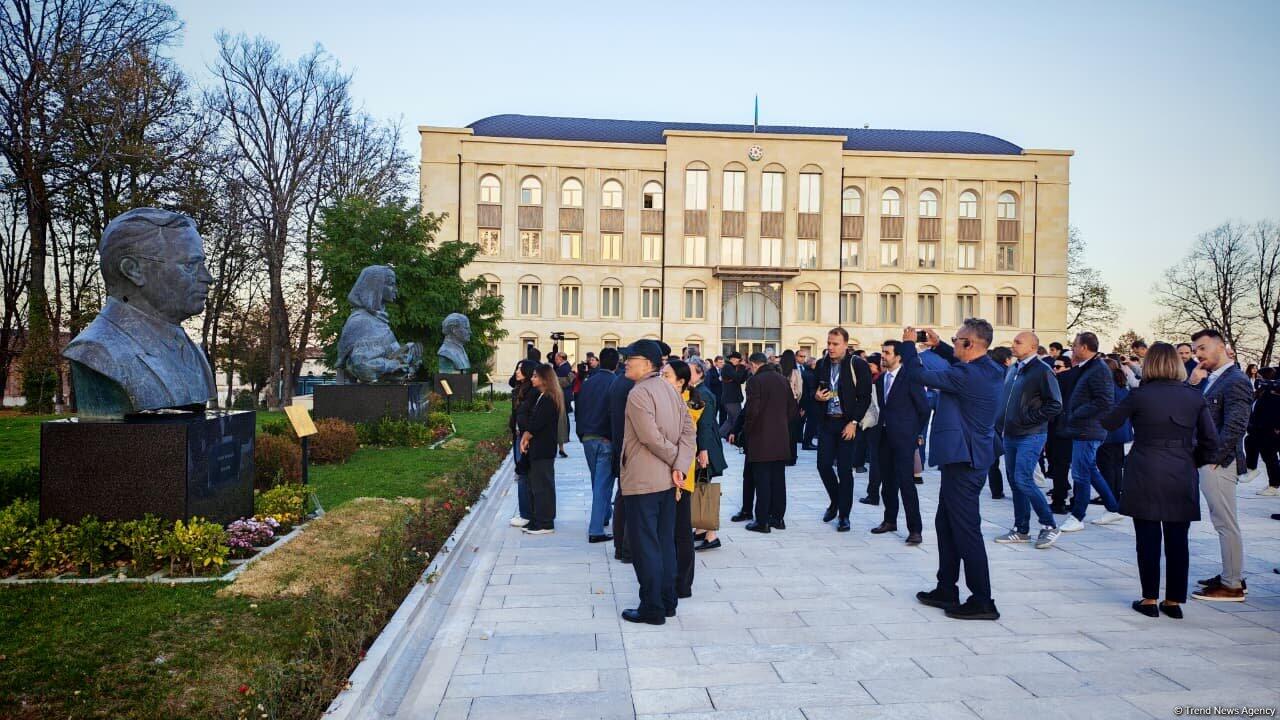 Üçüncü Azərbaycan Milli Şəhərsalma Forumunun iştirakçıları Şuşa şəhərində olublar