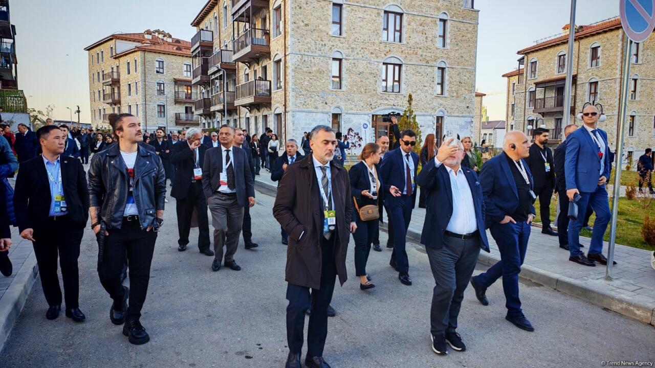 Üçüncü Azərbaycan Milli Şəhərsalma Forumunun iştirakçıları Şuşa şəhərində olublar