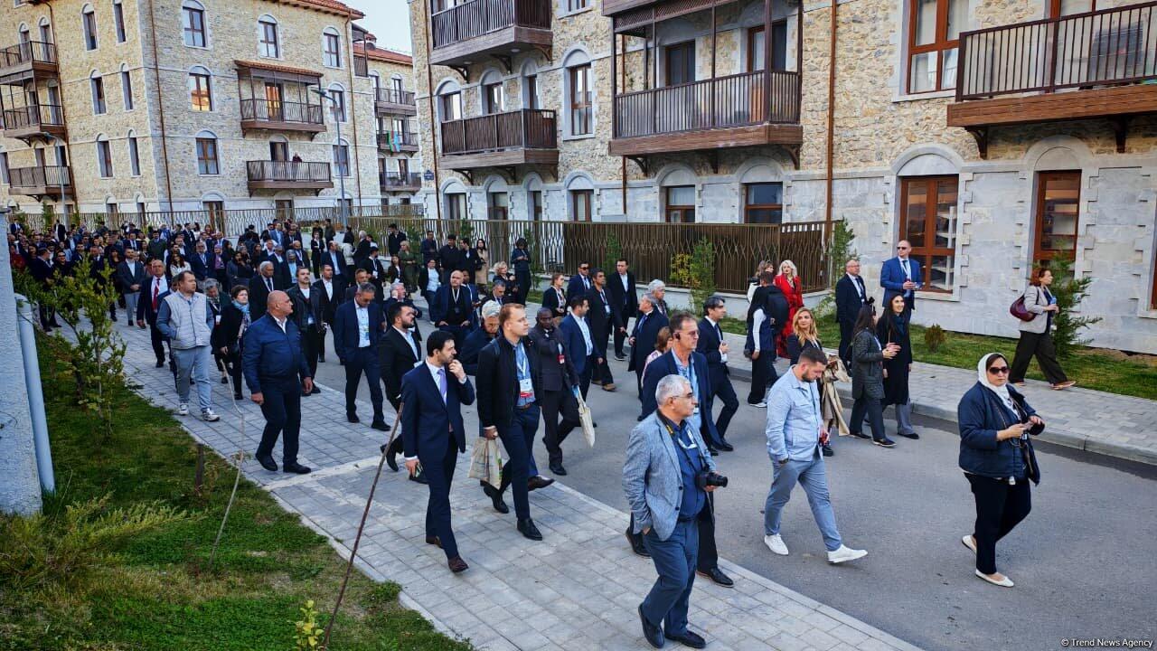 Üçüncü Azərbaycan Milli Şəhərsalma Forumunun iştirakçıları Şuşa şəhərində olublar