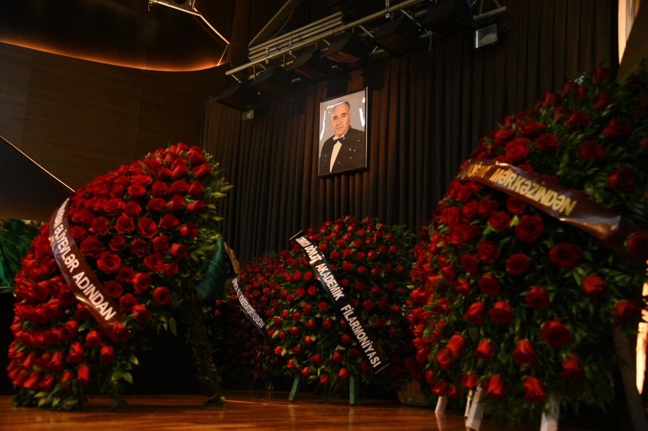 Xalq artisti Ramiz Quliyevlə vida mərasimi keçirilib