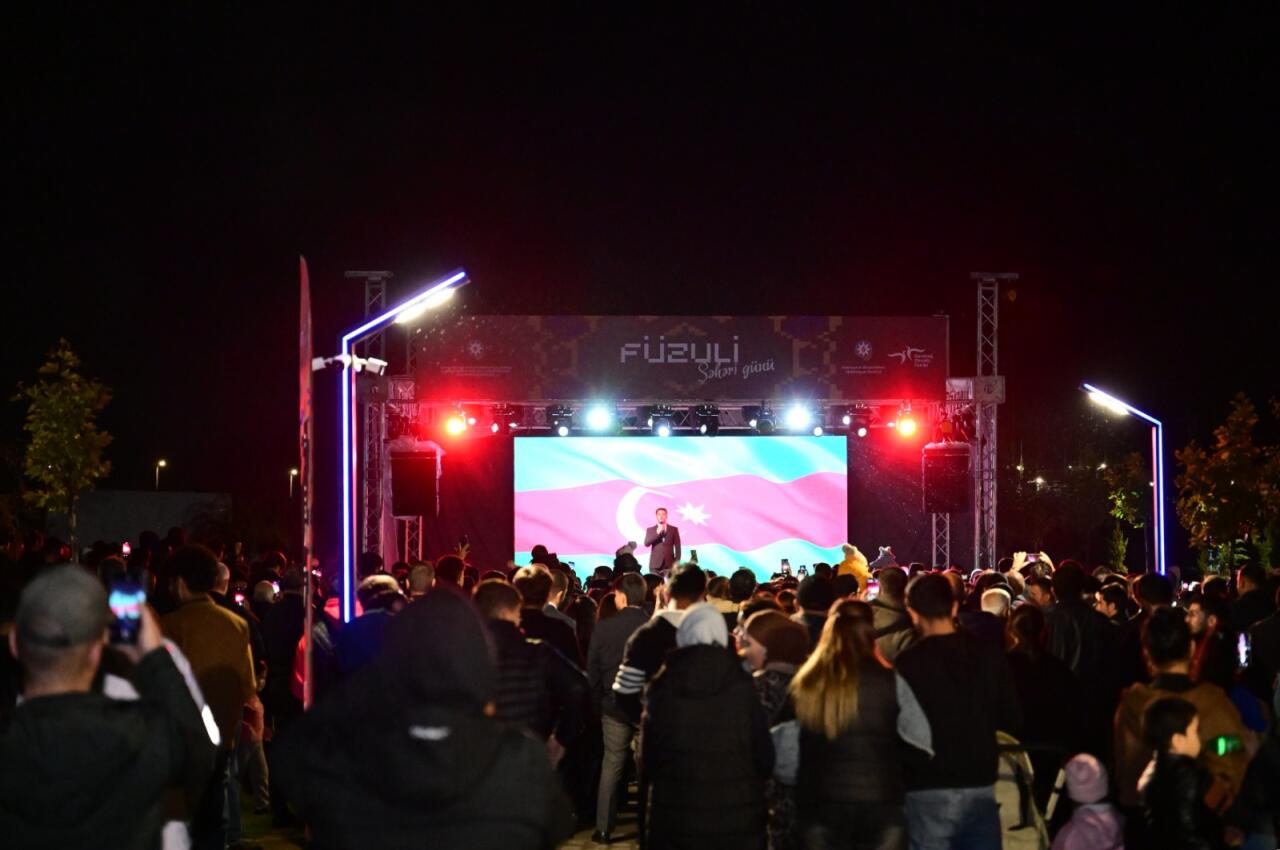 Füzuli Şəhəri Günü geniş konsert proqramı və atəşfəşanlıqla başa çatıb